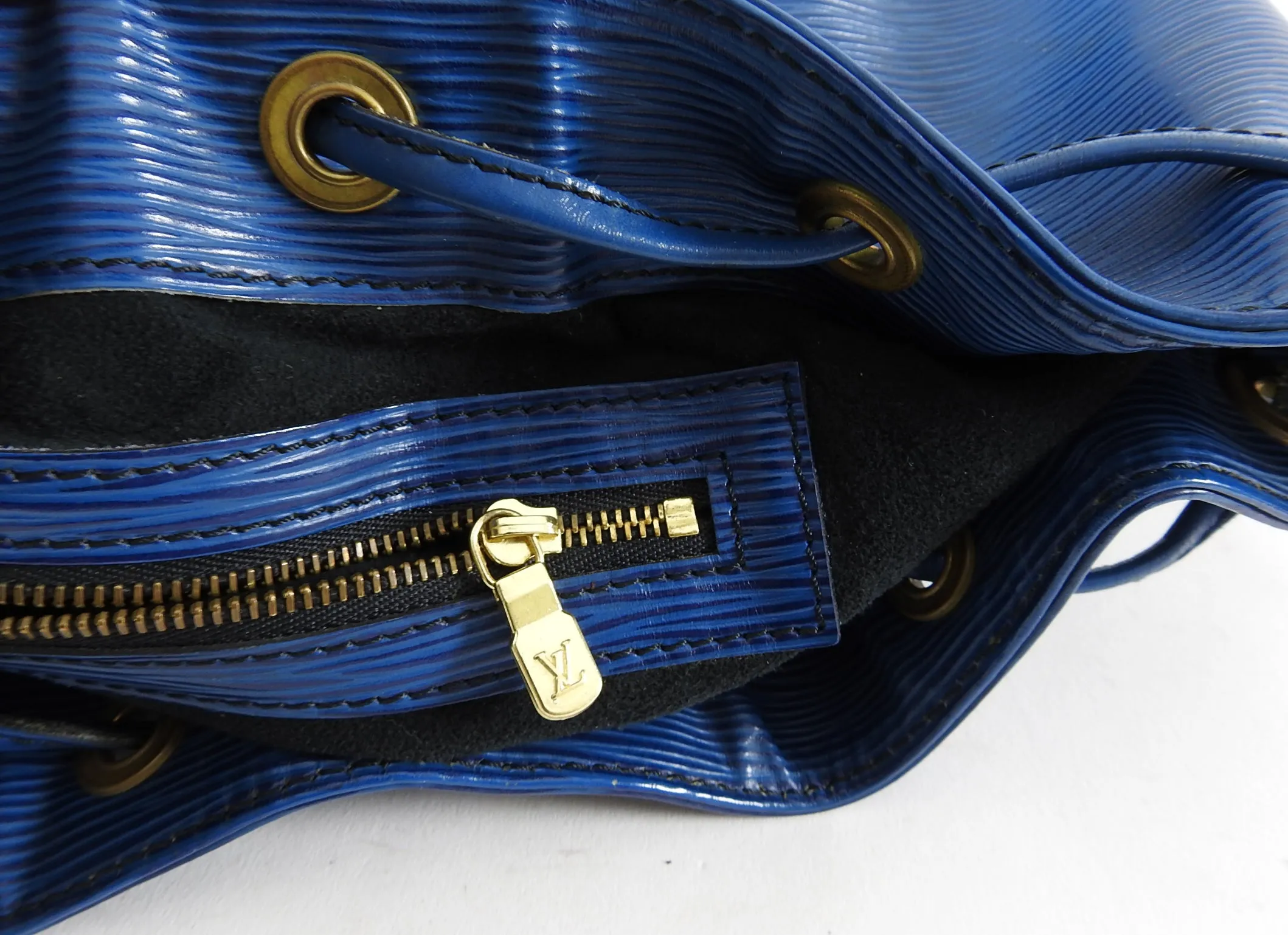 Louis Vuitton Vintage 1992 Blue Epi Petite Noe PM Bag