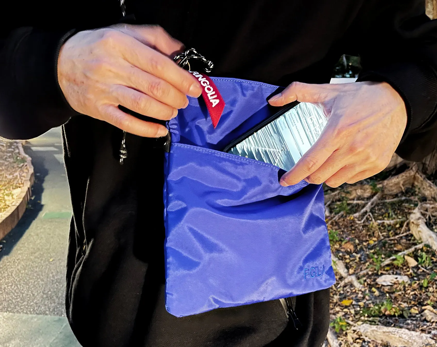 <A 000a001a92ux> Fungolia hybrid sacoche Bag (With KOVID-TEX Antimicrobial Lining)