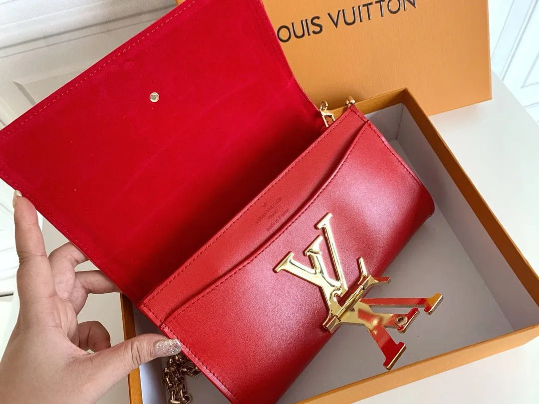 LV Pochette Louise