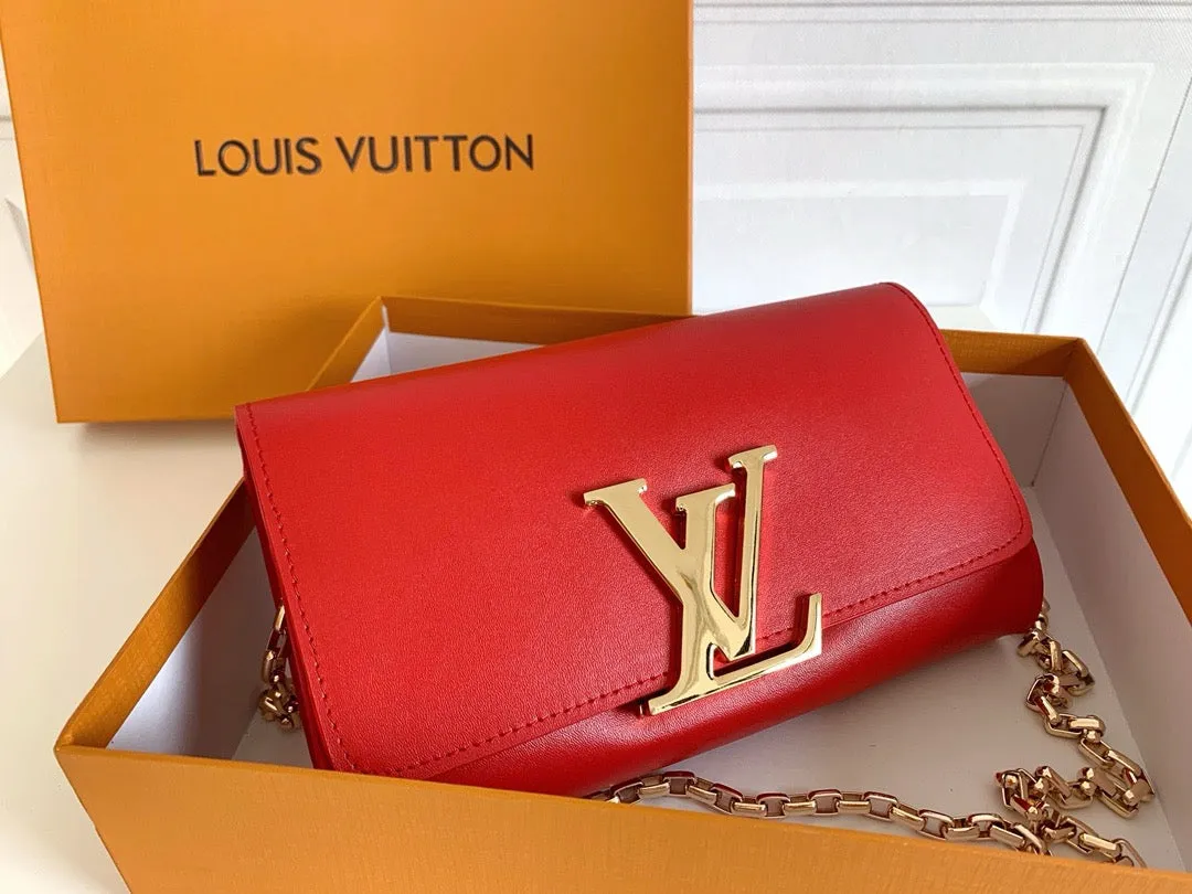 LV Pochette Louise