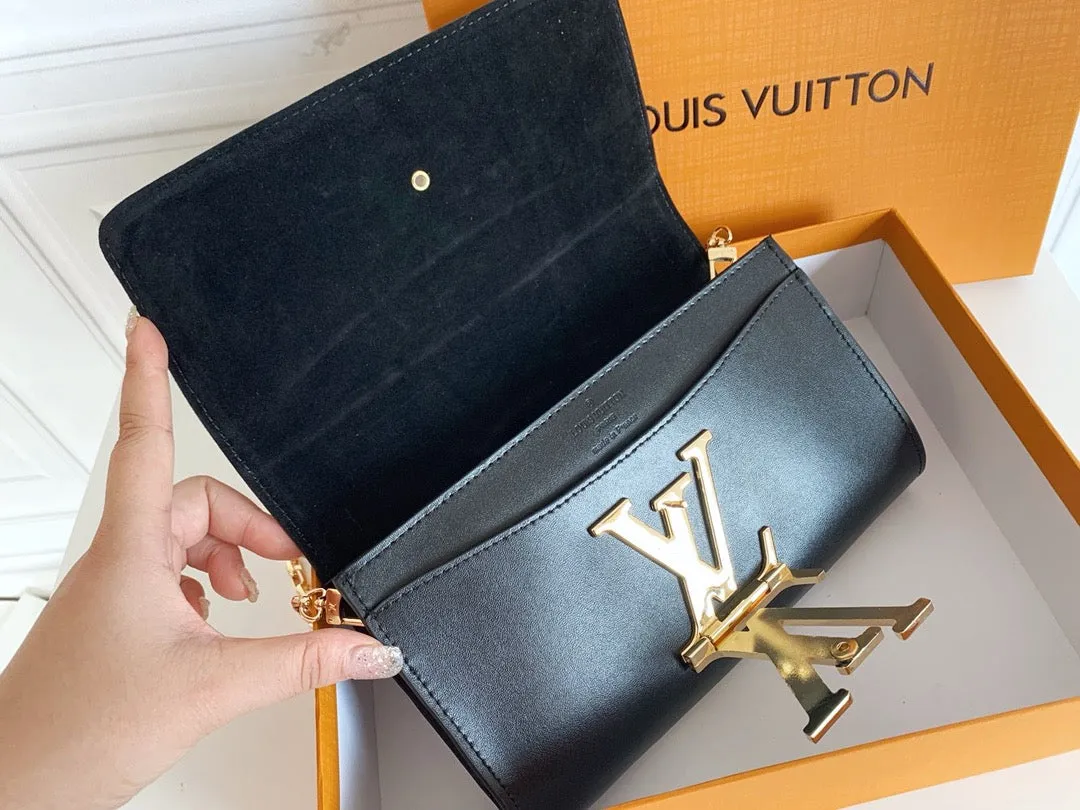 LV Pochette Louise