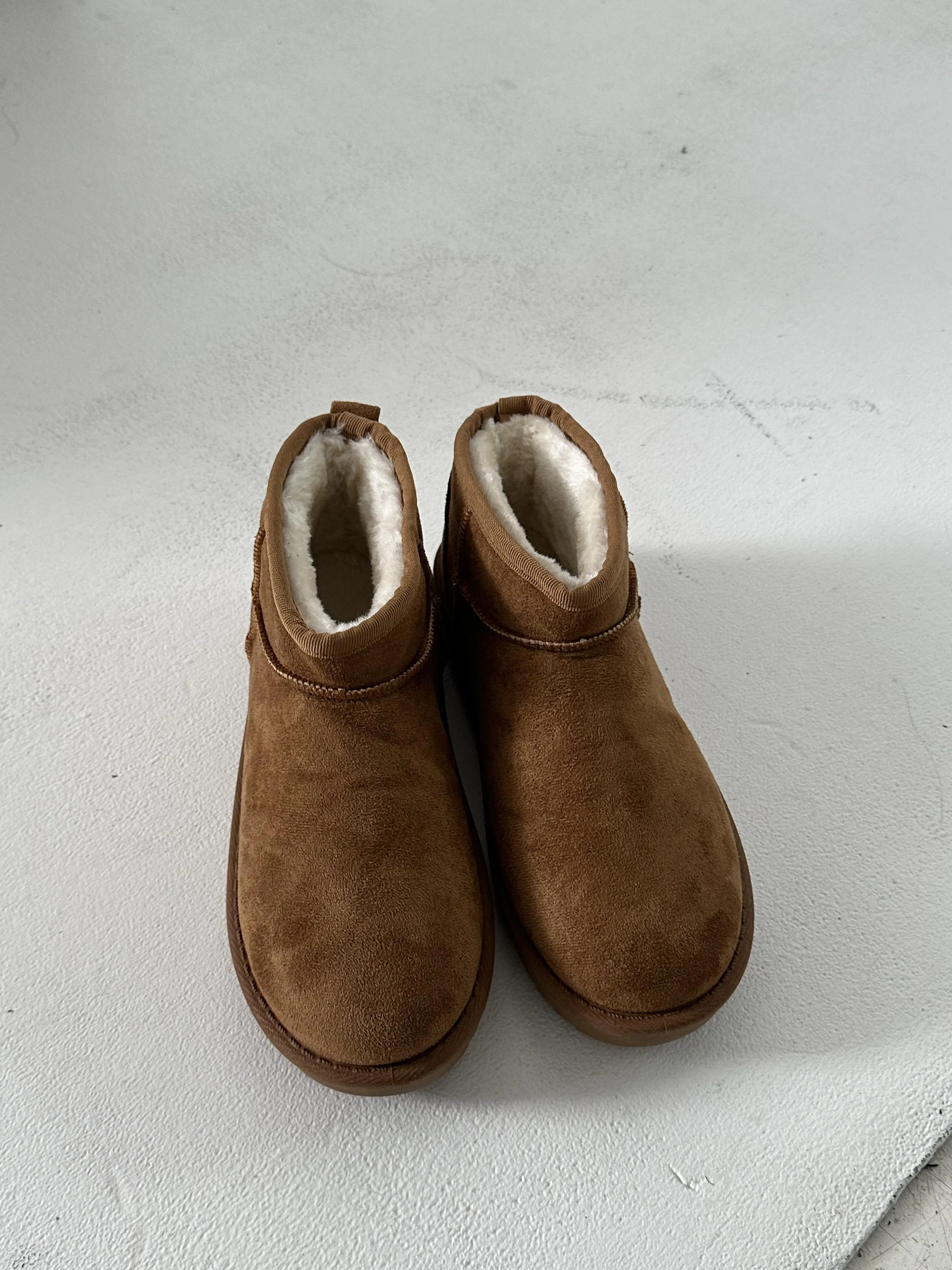 Malabo teddy boots short - Camel