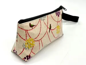 Medium Makeup Bag in Bird hanging around