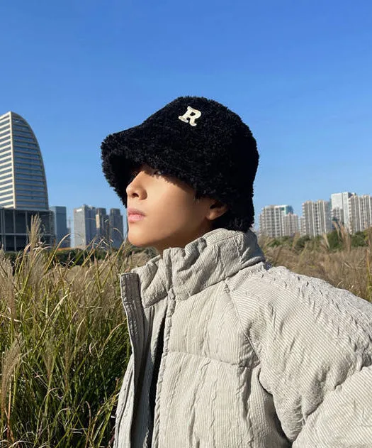 Men's Korean Version Black Versatile Faux Fur Bucket Hat TK035