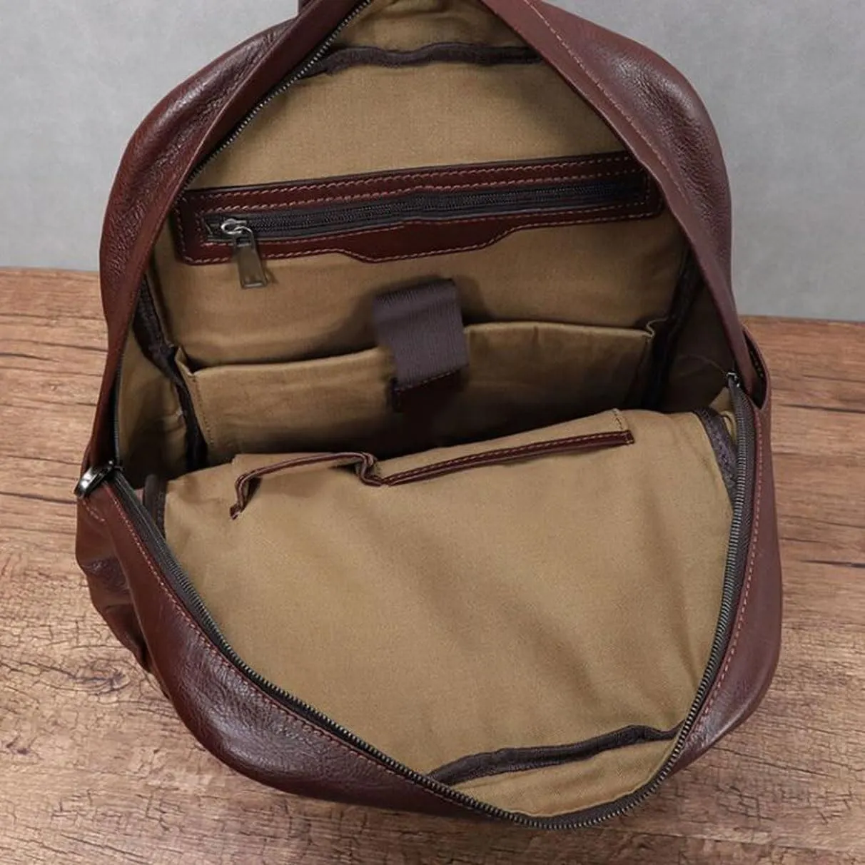 Mens Luggage Backpacks Casual Daypack Computers Laptop Bags Genuine Leather Travel Bags Briefcases(Brown)