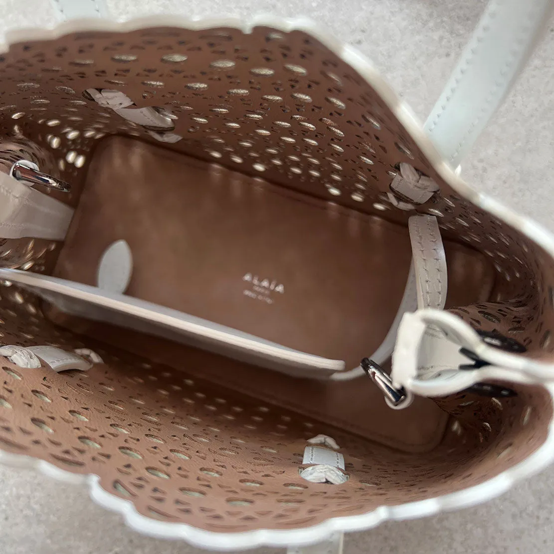 Mina 20 Wave Lux Calfskin, White