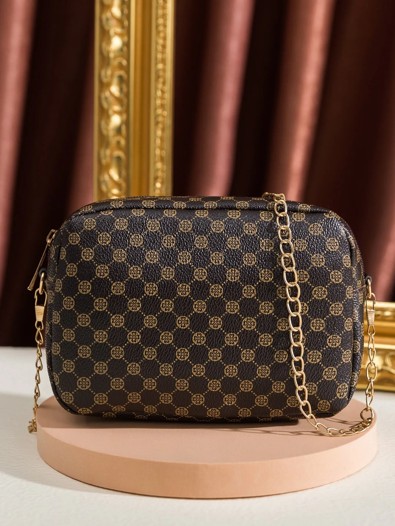 Minimalist Quilted Square Bag