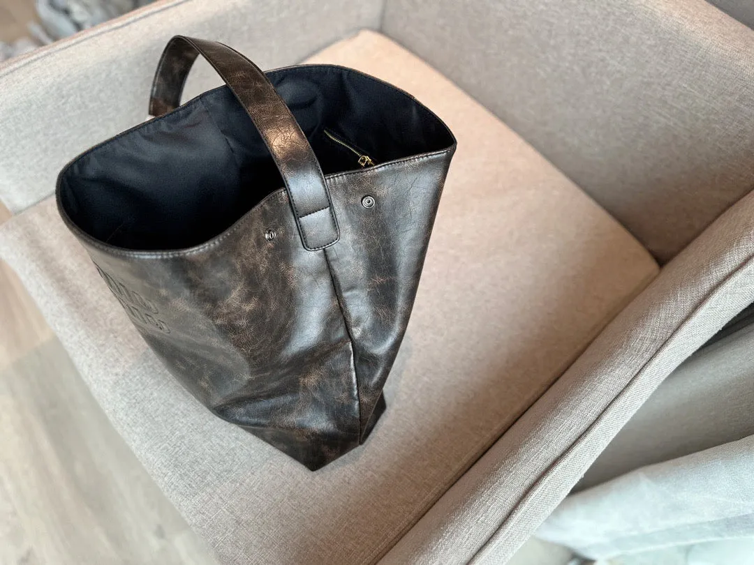 MIU001 Leather Hobo Bag / 15x14.1x3.9inch