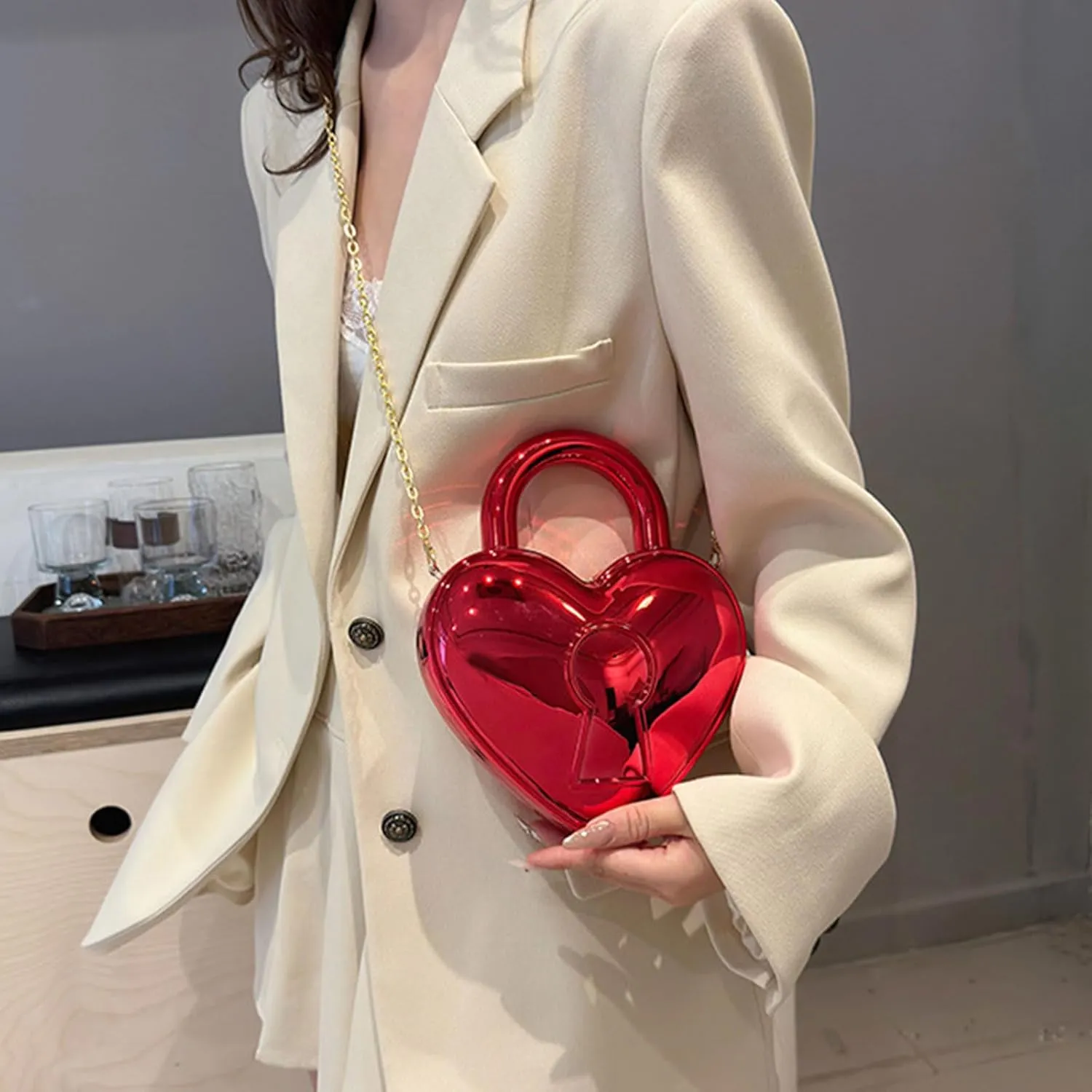 Modern Heart Shape Handbag Crossbody Purse Shoulder Bags Satchel Chain Strap Evening Purse for Women Delicate Wear