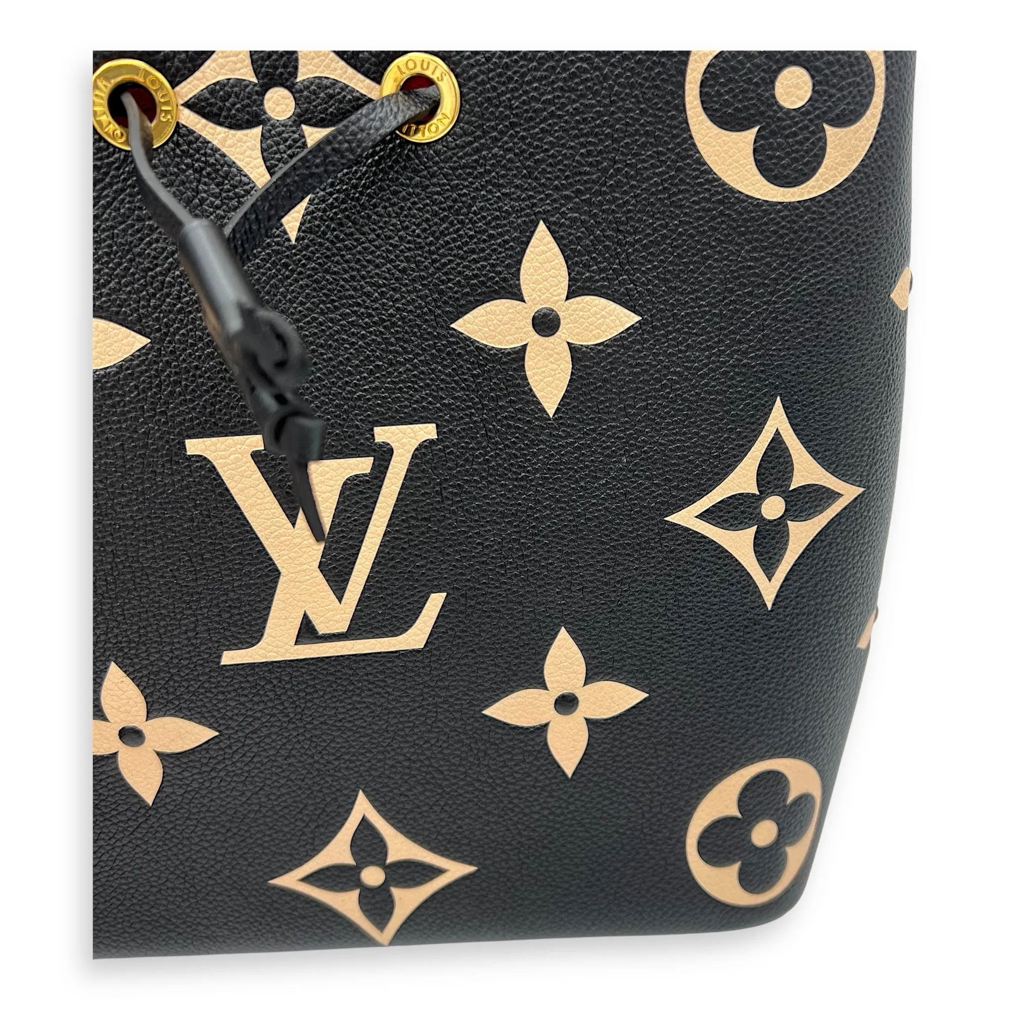 NeoNoe Bucket Bag Black in Empreinte Leather, Gold hardware