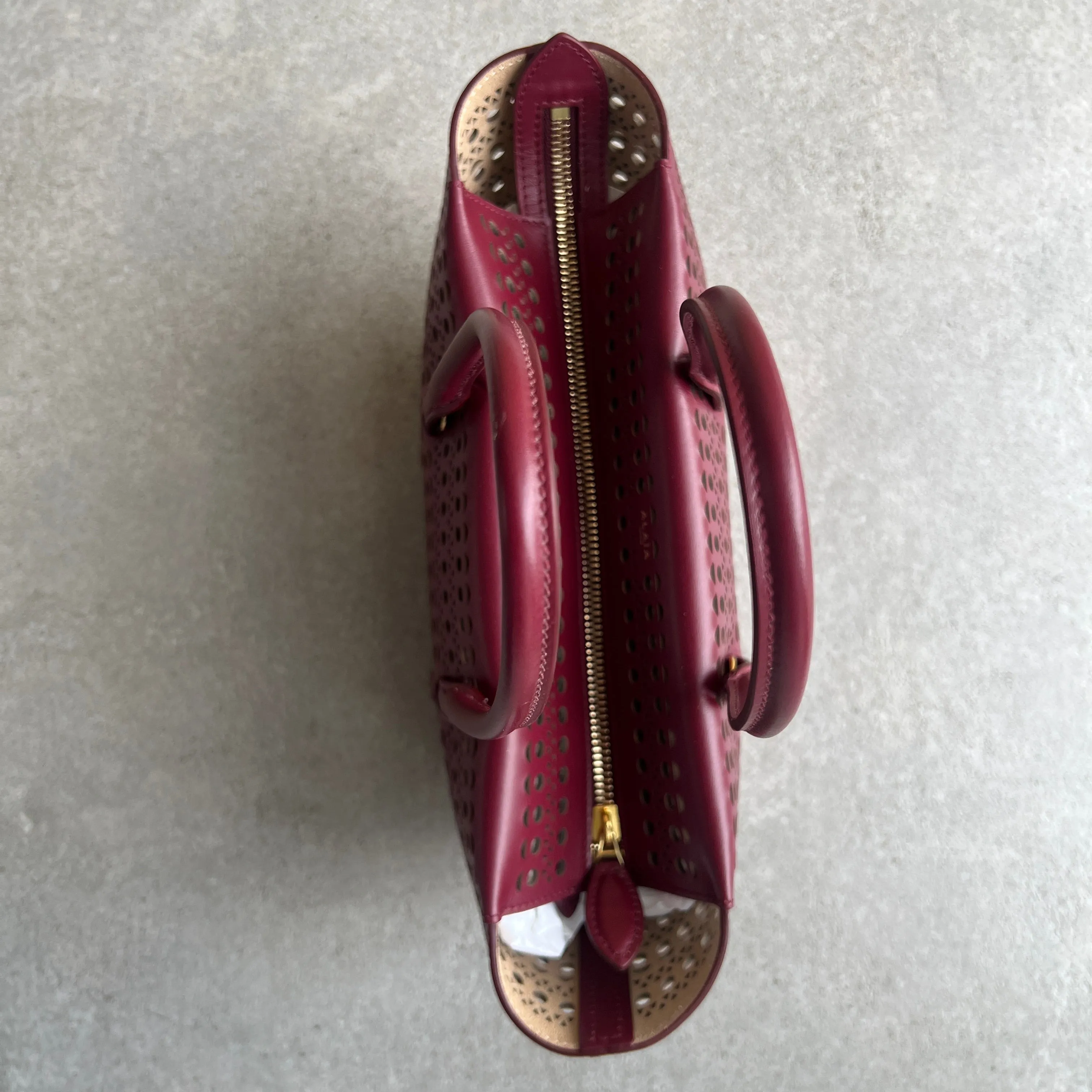 New Mina 20 in Vienne Calfskin, Grenat