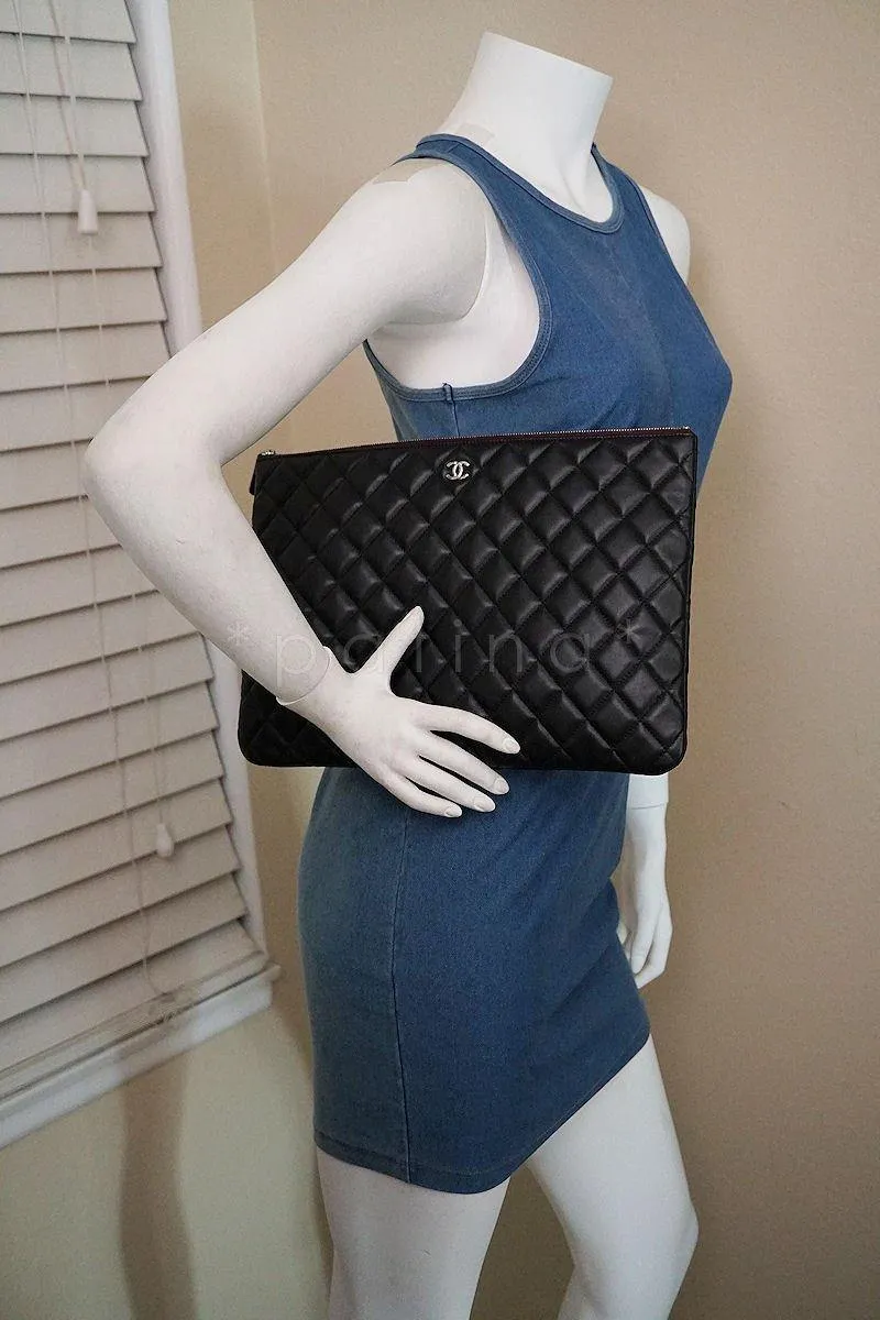 NWT 17S Chanel Large Black Lambskin Classic Quilted O Case Clutch Purse Bag