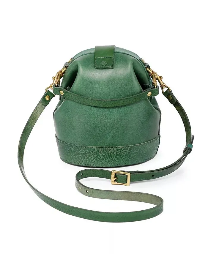 OLD TREND DOCTOR BUCKET CROSSBODY CONVERTIBLE LEATHER BAG