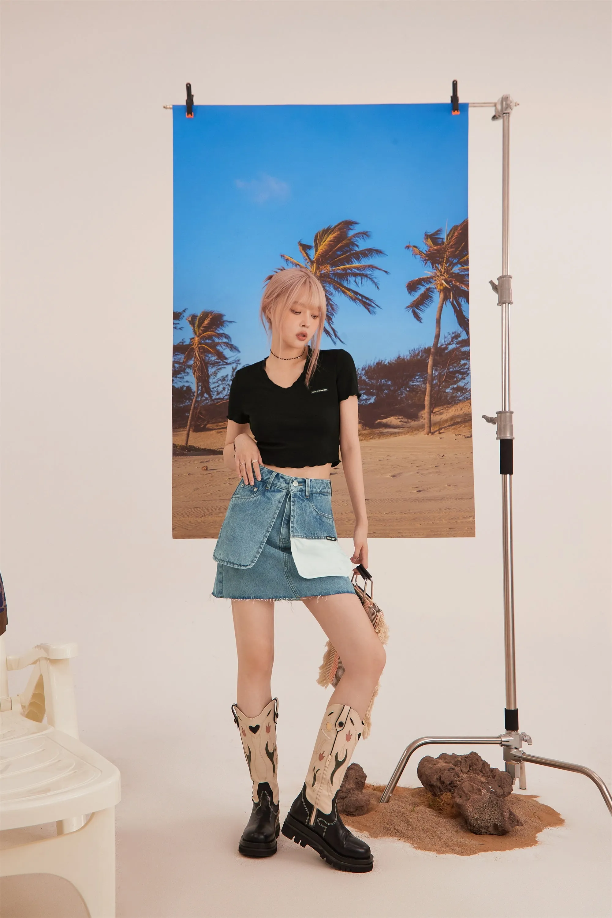 Outside Pocket Flaps Denim Mini Skirt