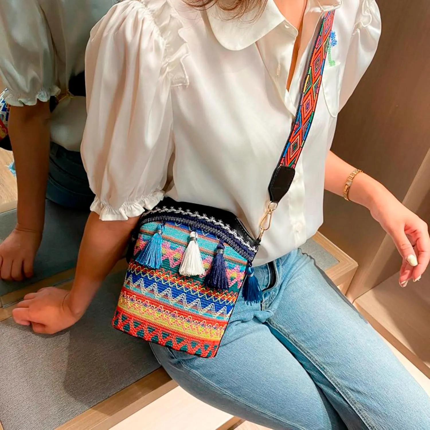 Popular Causal Crossbody Bags Women Ethnic Tassel Sling Handbag Small Canvas Shoulder Bag Messenger (Black, One Size)