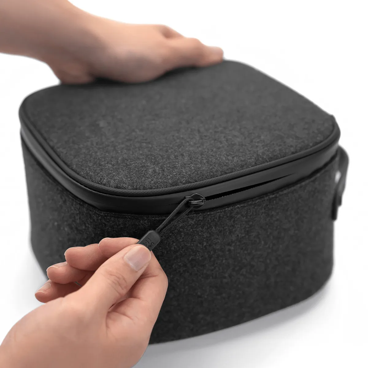 Portable case P4 | KIWI DESIGN | for Meta Quest 3S/3/2