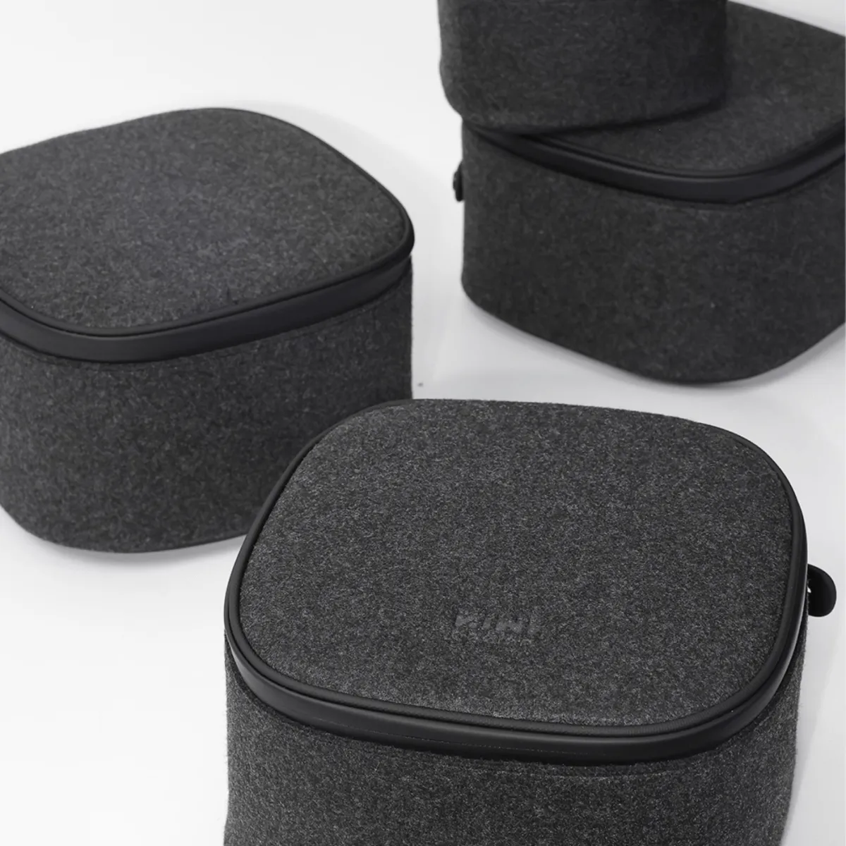 Portable case P4 | KIWI DESIGN | for Meta Quest 3S/3/2