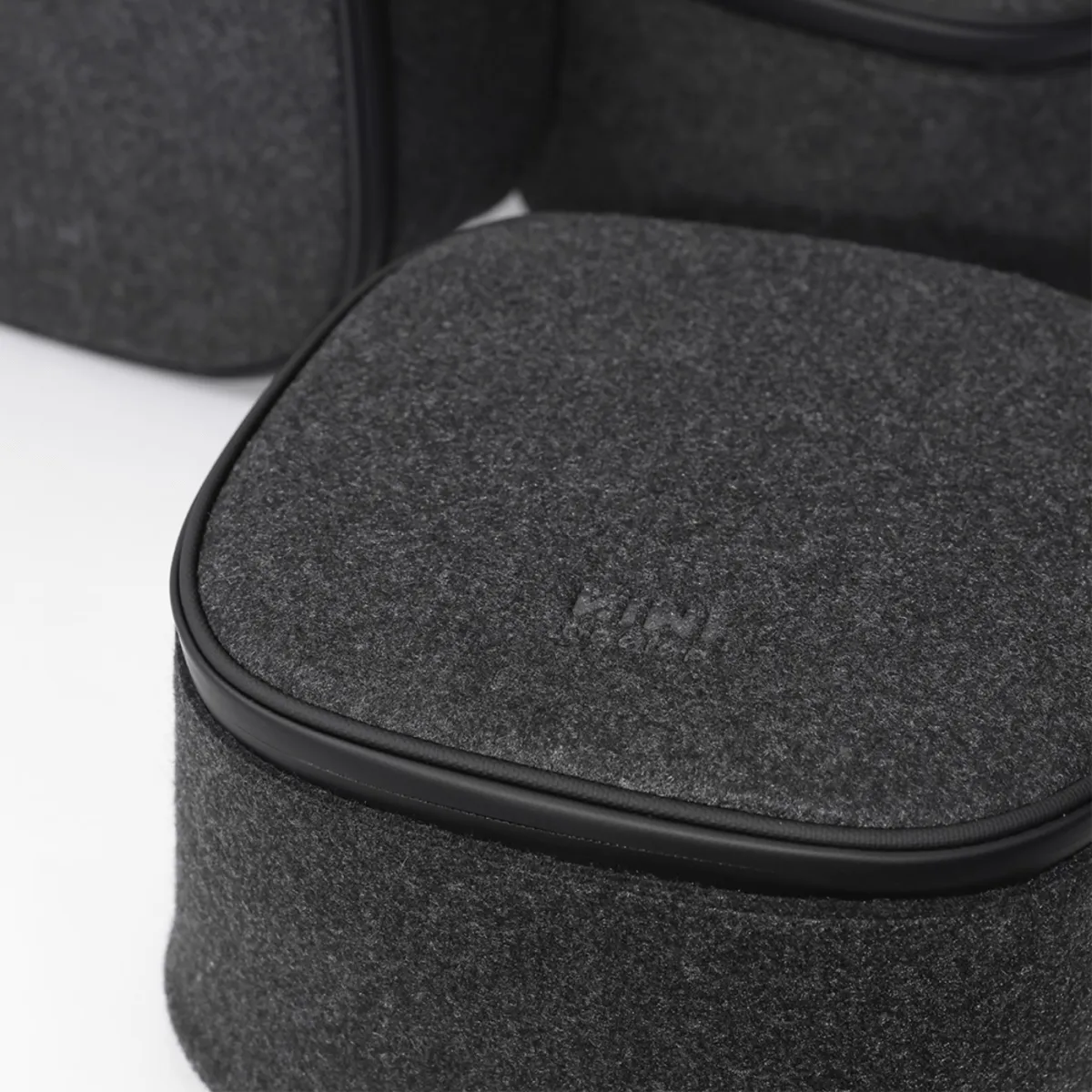 Portable case P4 | KIWI DESIGN | for Meta Quest 3S/3/2