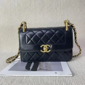 Preloved Chanel Classic Quilted Black Leather Shoulder Bag 5020704