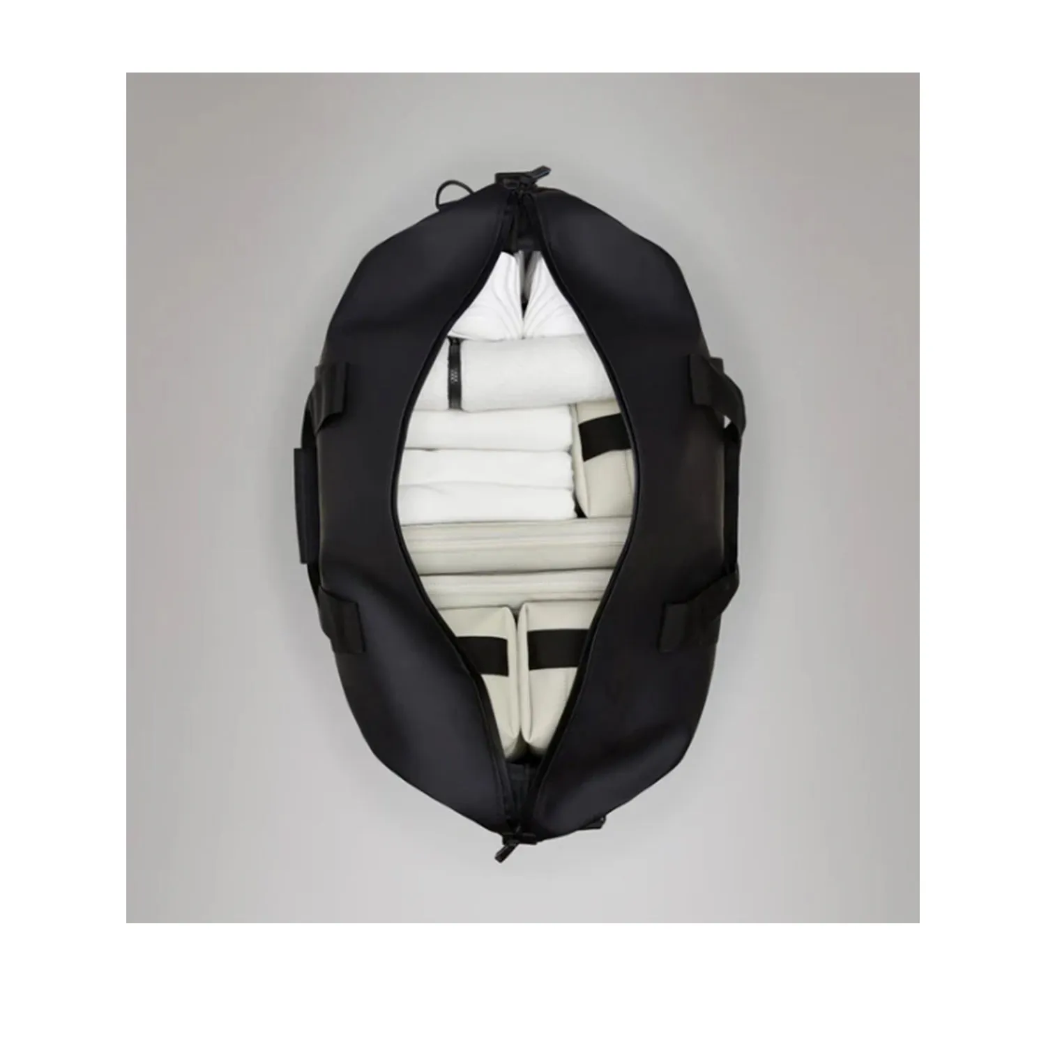 Rains Hilo Weekend Bag W3 in Black