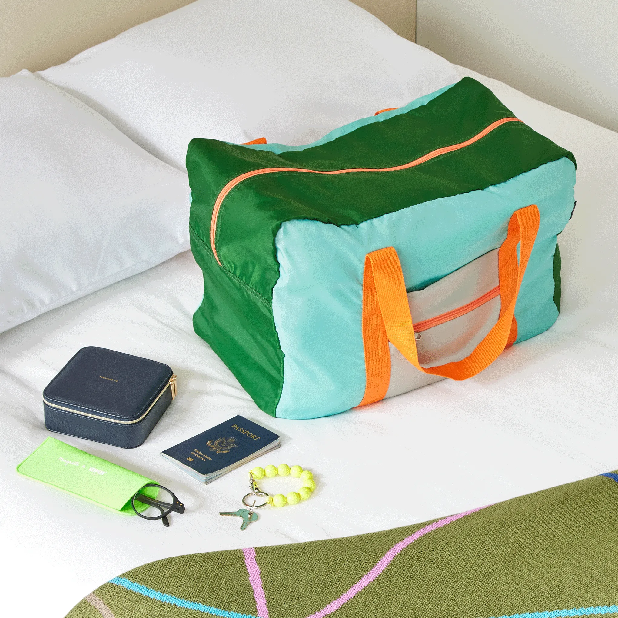 Remember Duffle Travel Bag - Green