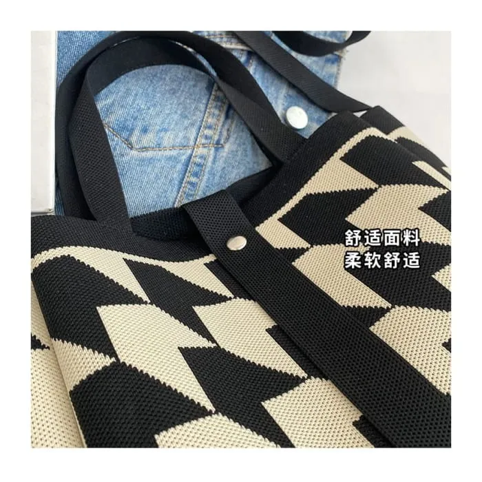 Set: Top Handle Patterned Crossbody Bag   Pouch