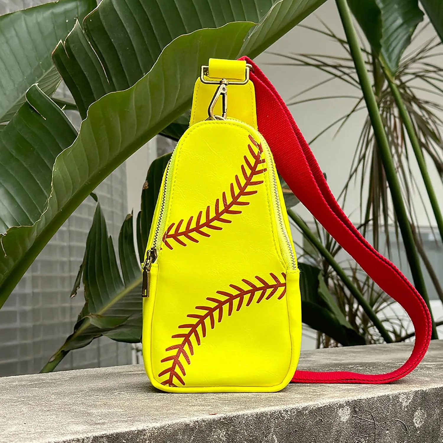 Sling Bag for Men Women Chest Bags Daypack Crossbody for Travel Sport Running Hiking Summer Straw Purse