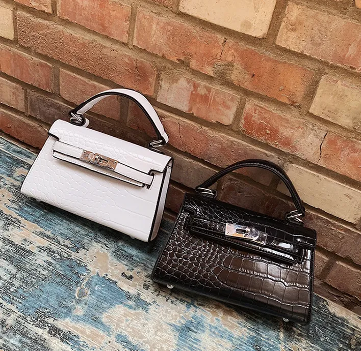 Small Bag Women''s New Chaohua-Korean Style Stone Single Shoulder Slant Bag Fashion Hand-held Platinum Bag