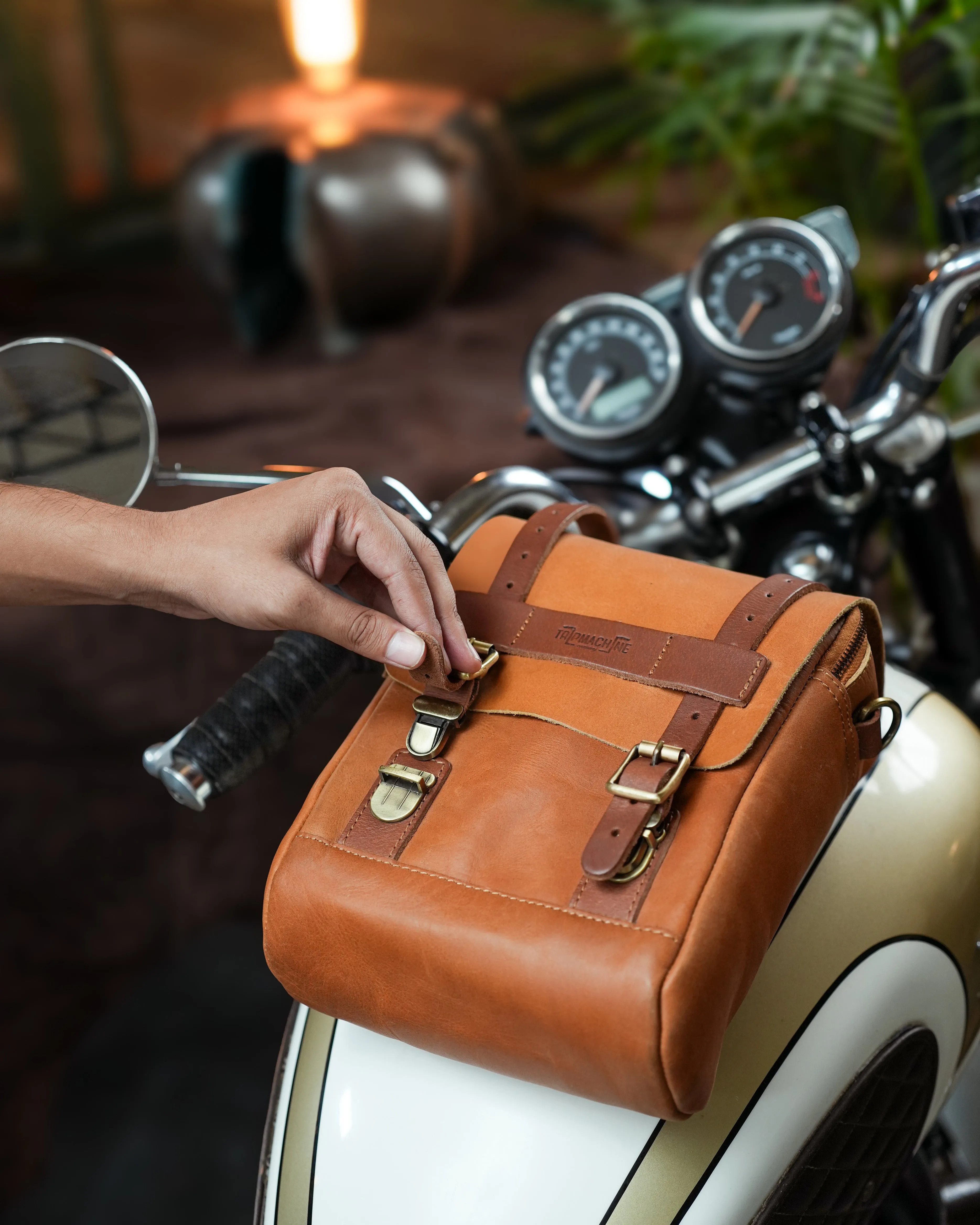 tank & tail bag