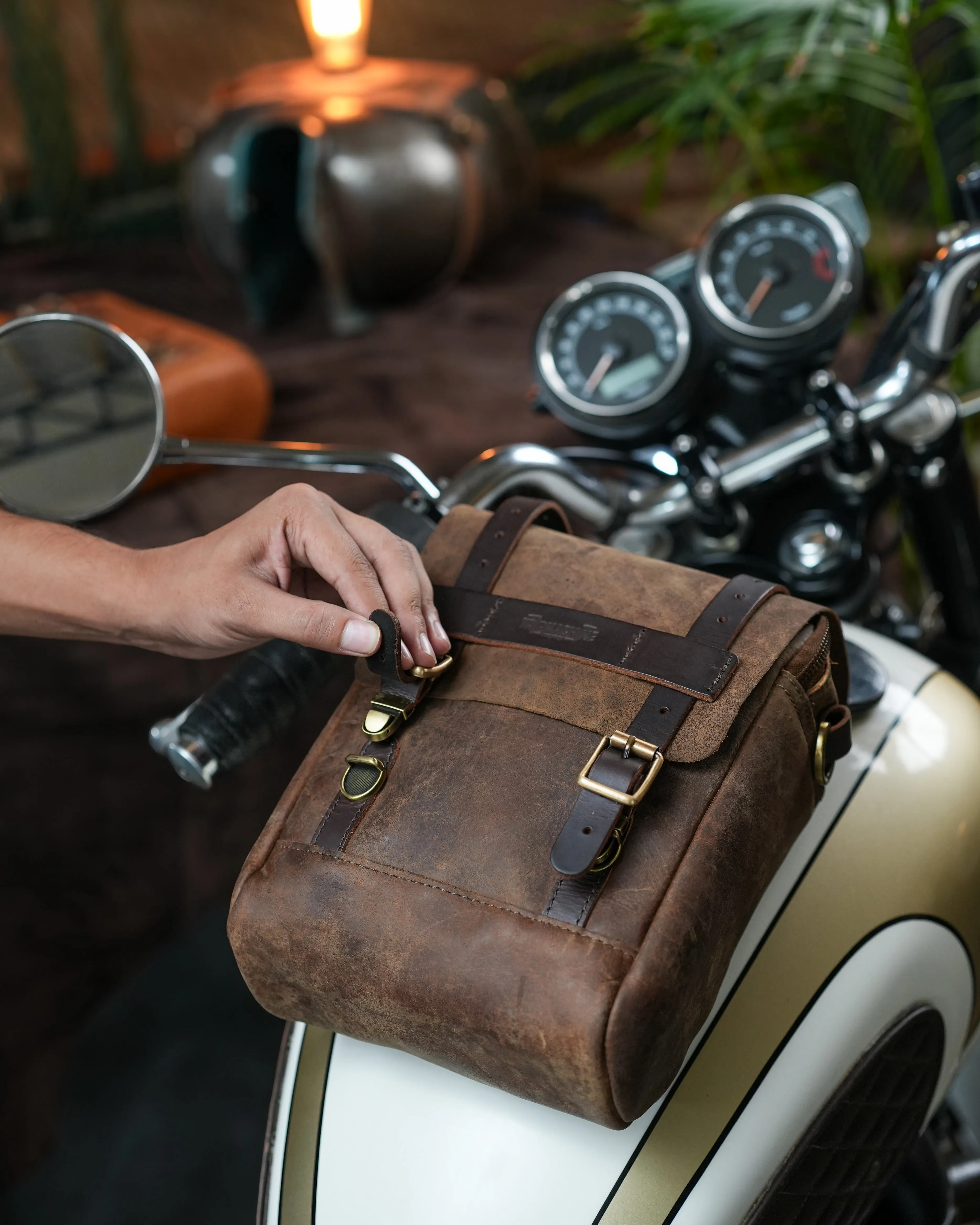 tank & tail bag