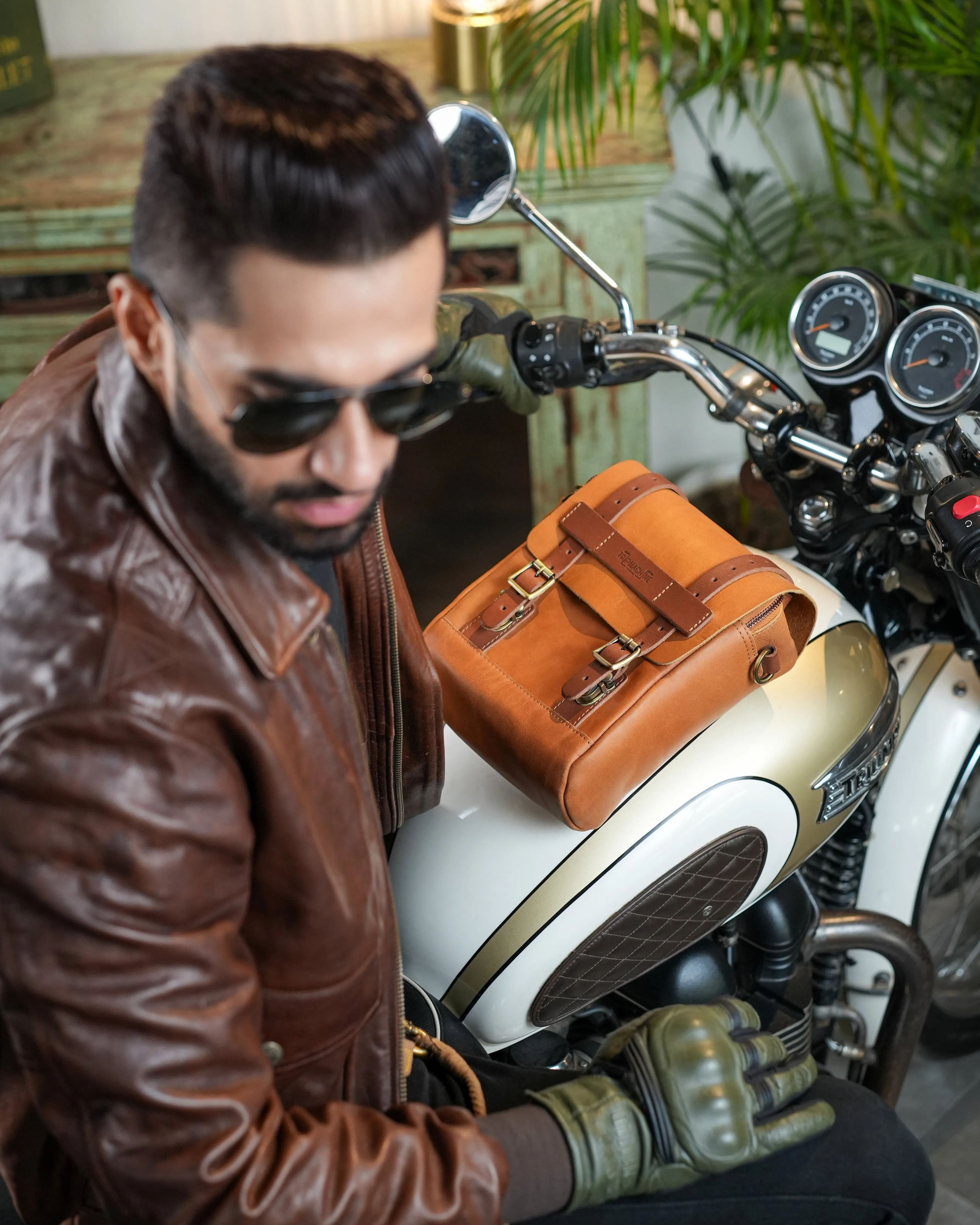 tank & tail bag