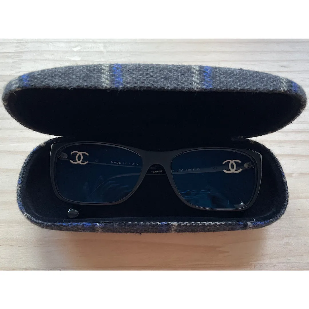Tartan Covered Hard Shell Glasses Cases | Charcoal Black