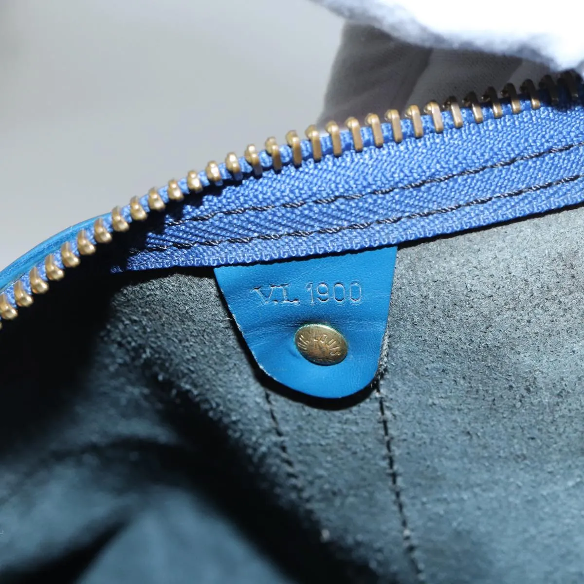 Trendy Inspired Louis Vuitton Epi Keepall 55 Boston Bag Toledo Blue M42955 Lv Auth 88750