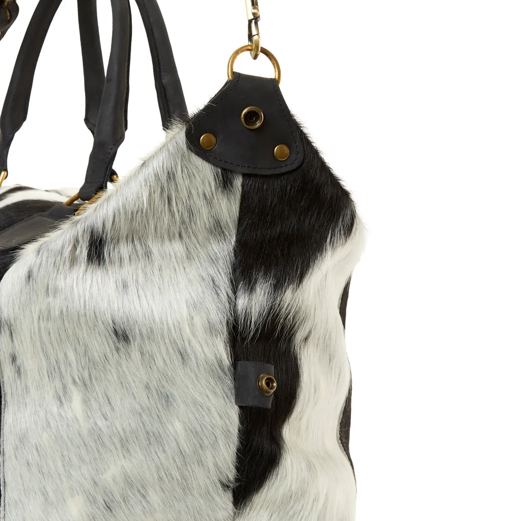 Tsavo Weekender, Black & White