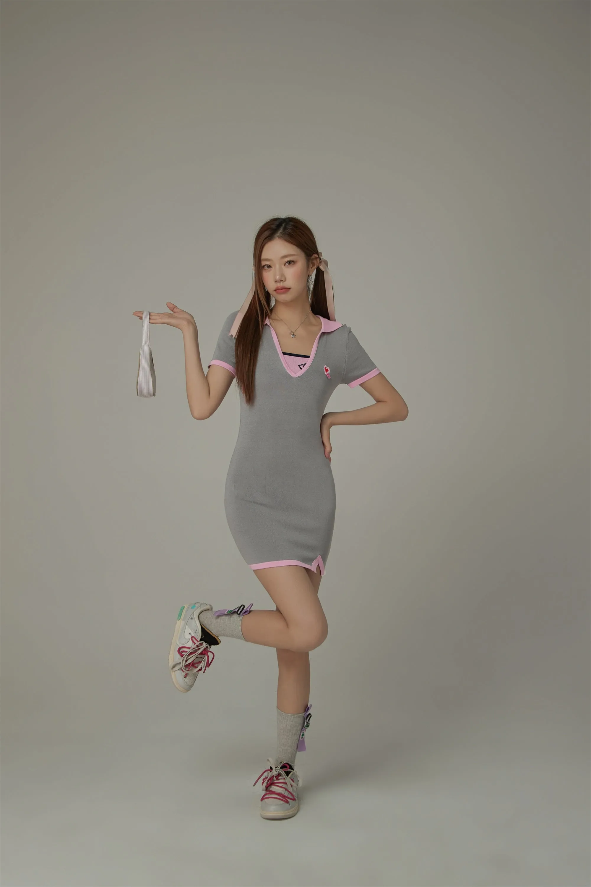 V- Neck Open Collar Colorblocked Mini Dress