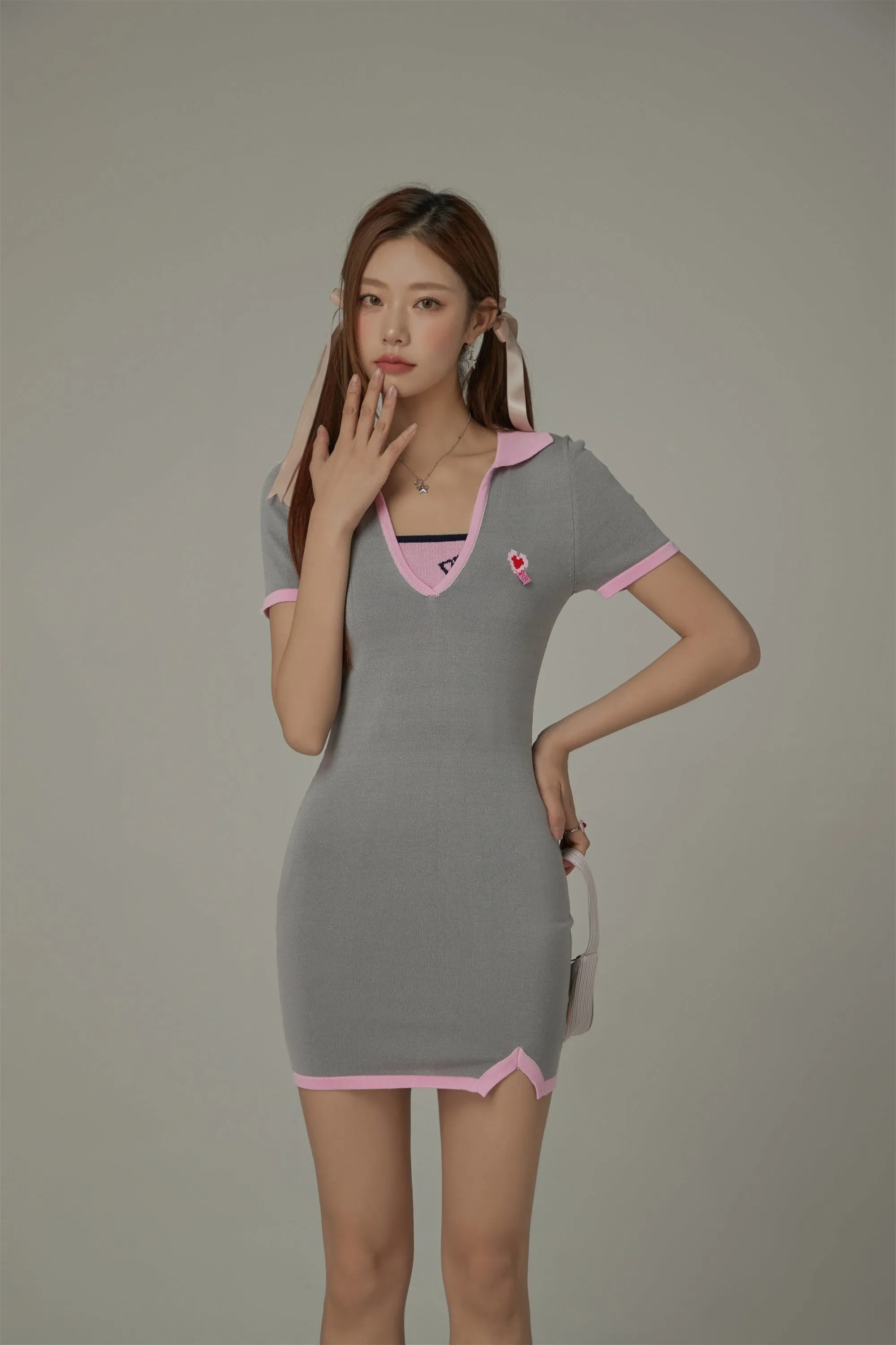 V- Neck Open Collar Colorblocked Mini Dress