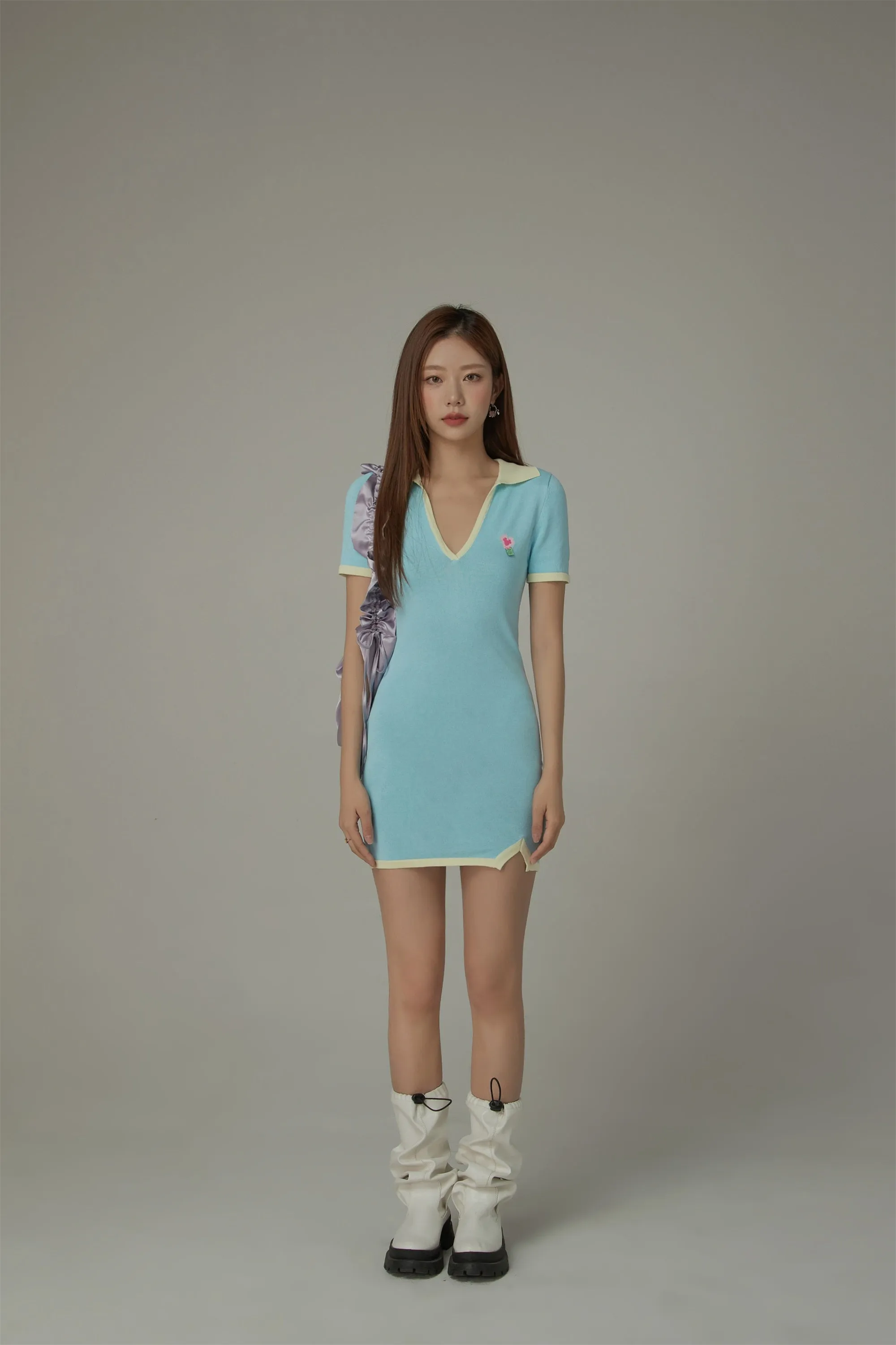 V- Neck Open Collar Colorblocked Mini Dress