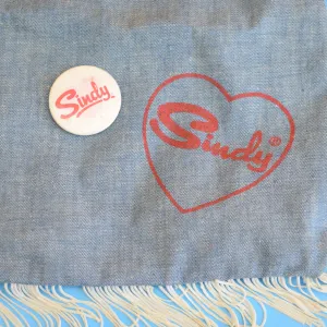 Vintage 1970s Sindy Shoulder Bag & Badge