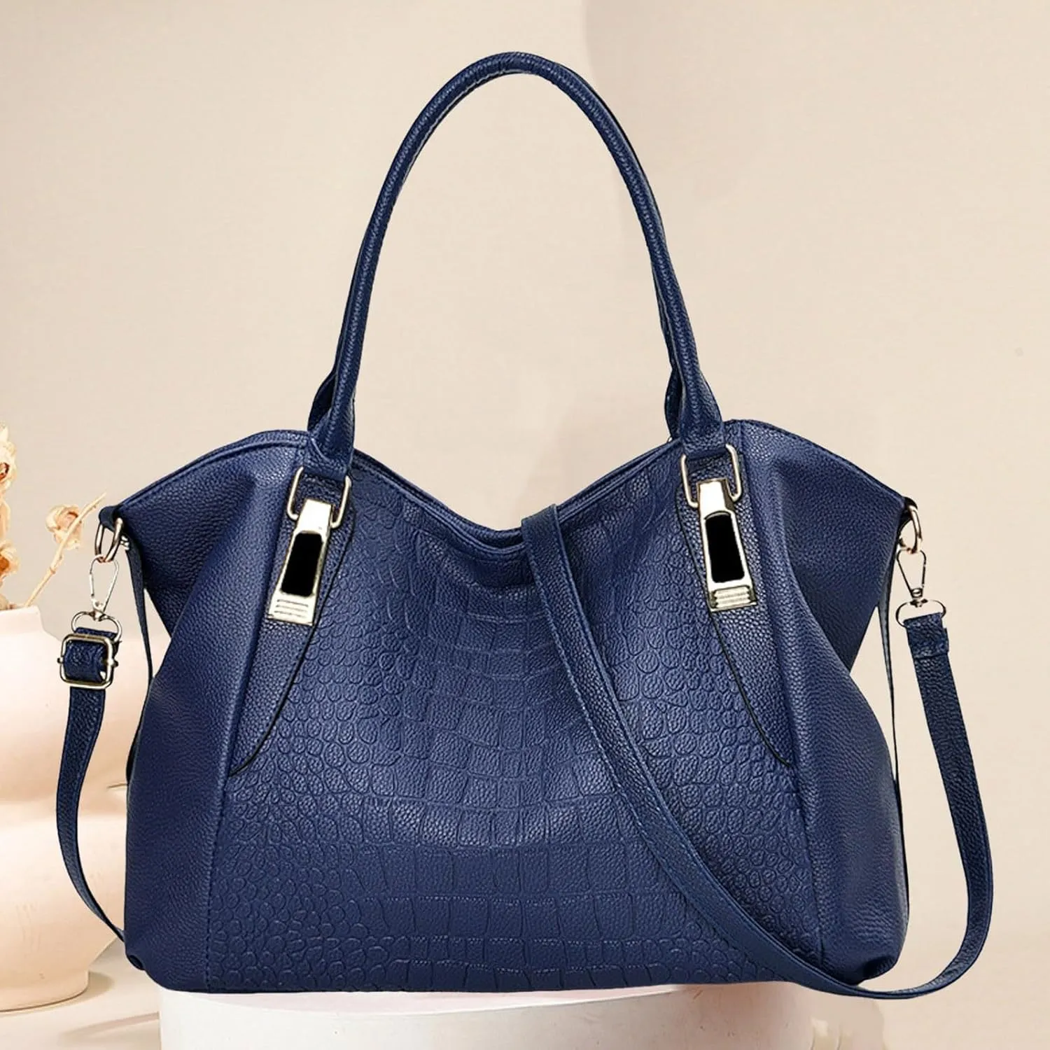 Women Shoulder Handbag Fashionable And Simple Women's Large Capacity Soft Leather Texture Casual Crossbody Bag