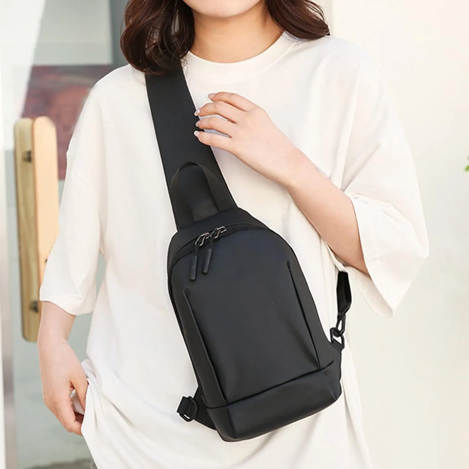 Women's Hiking Backpack Soft Leather Travel Purse Crossbody Wallet Purses with Card Slots Camera Shoulder Bag(Black)