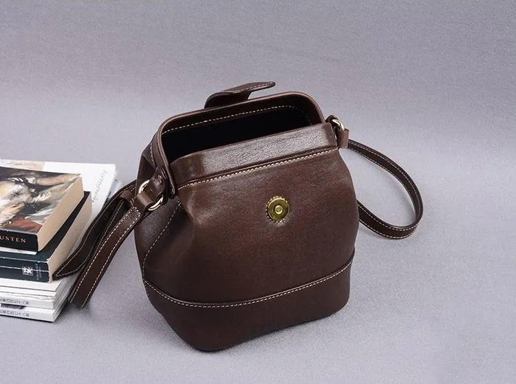 Womens Leather Small Doctor Style Bag