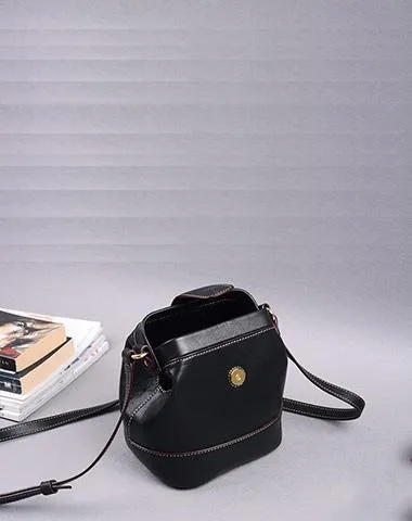 Womens Leather Small Doctor Style Bag