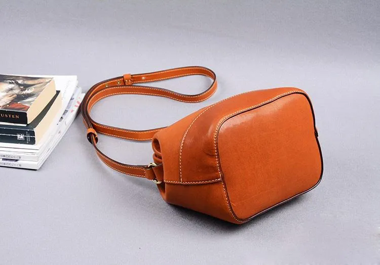 Womens Leather Small Doctor Style Bag
