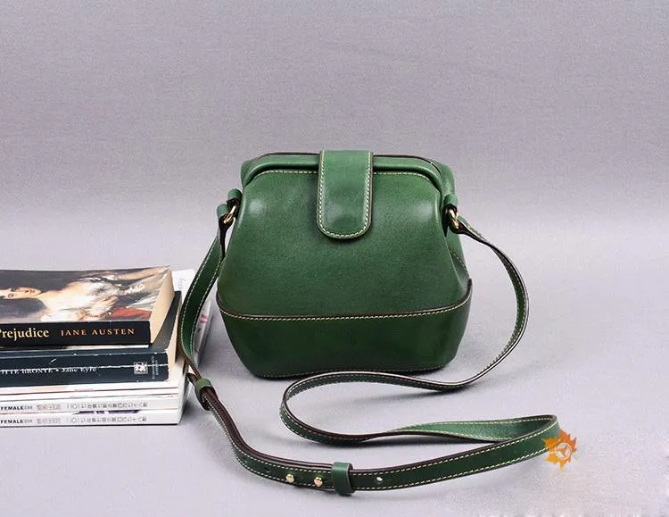 Womens Leather Small Doctor Style Bag