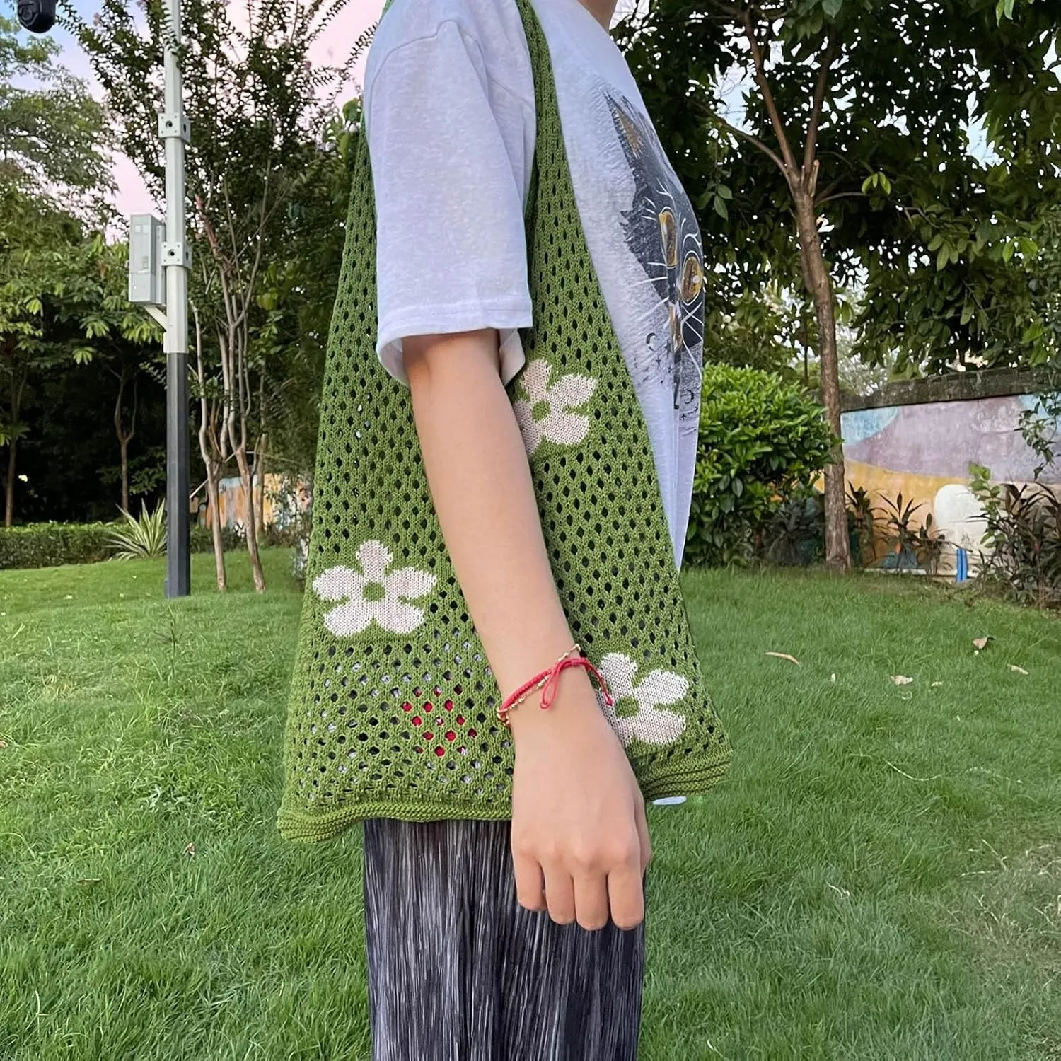 Women's New Japanese And Korean Tote Bags Flower Bag Knitted Mesh Hollow Shoulder Bag Mens (Light Green, One Size)