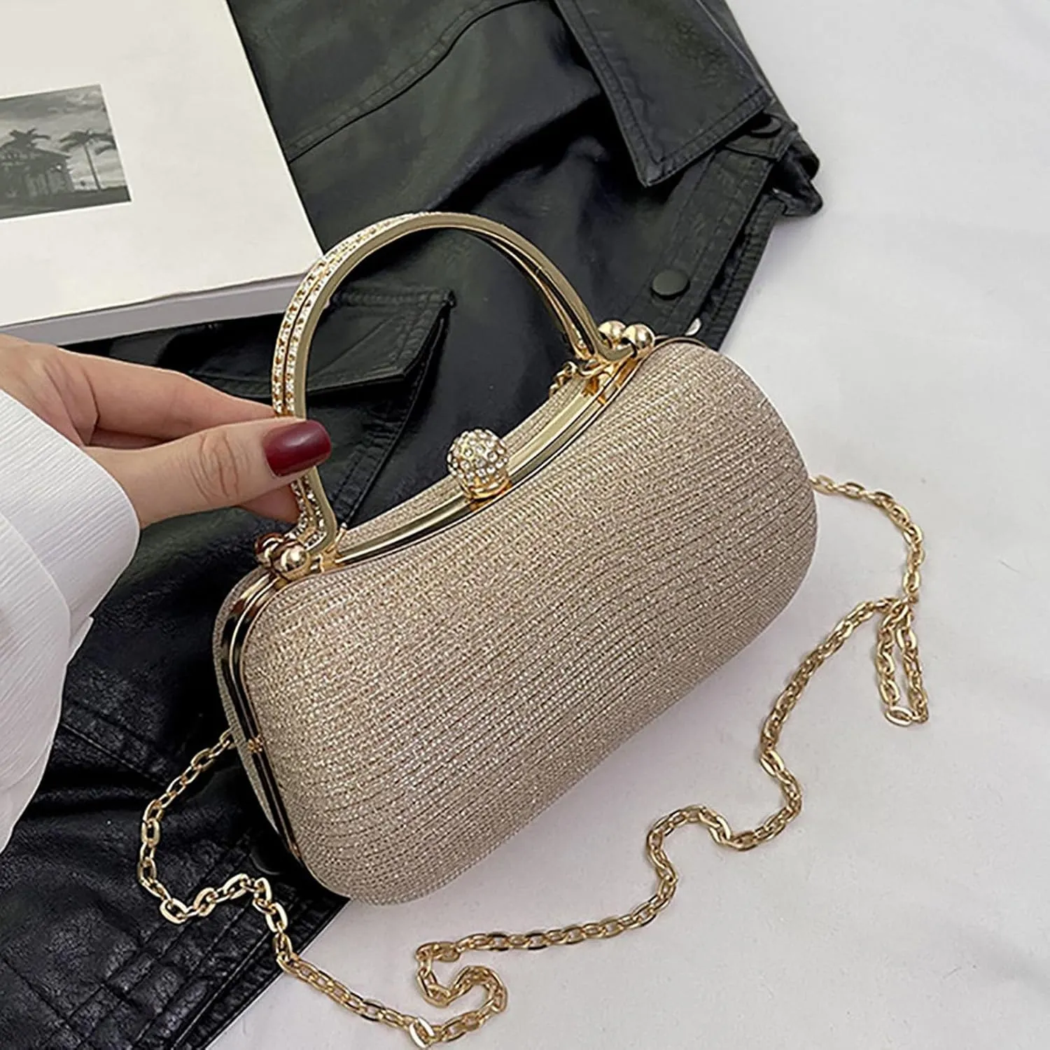 Women's Retro Shoulder Bag Chain Handbag Single Shoulder Sling Bag Unique Handbag Square