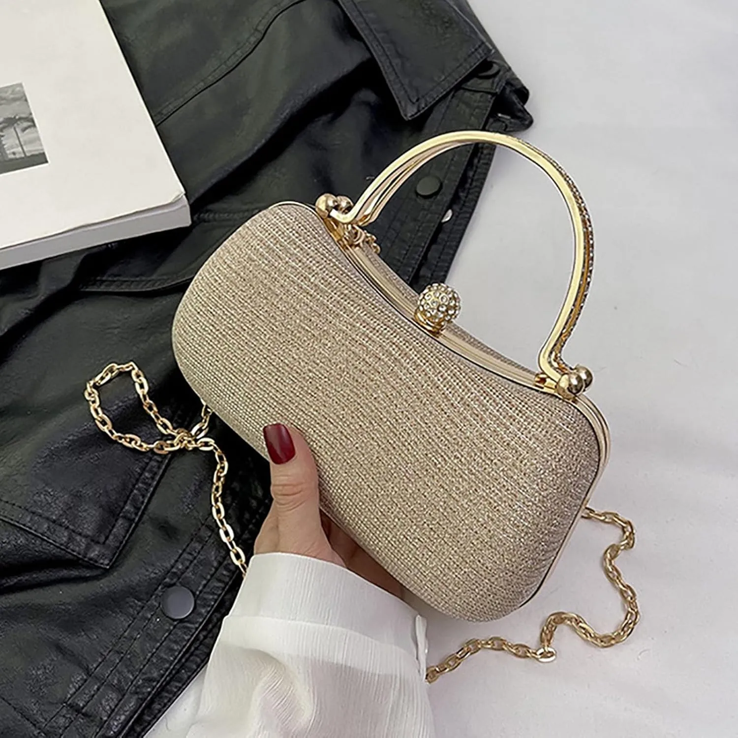 Women's Retro Shoulder Bag Chain Handbag Single Shoulder Sling Bag Unique Handbag Square