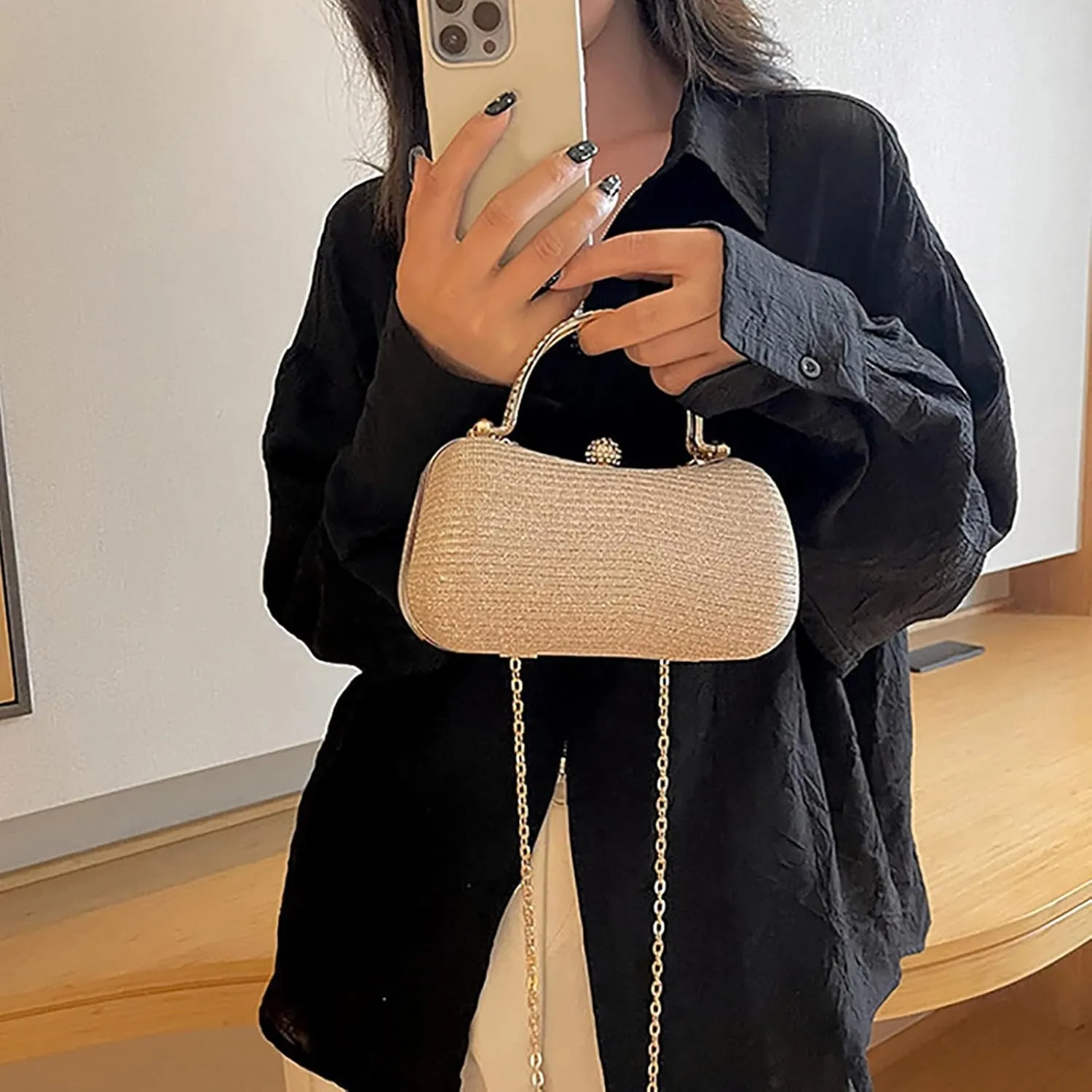 Women's Retro Shoulder Bag Chain Handbag Single Shoulder Sling Bag Unique Handbag Square