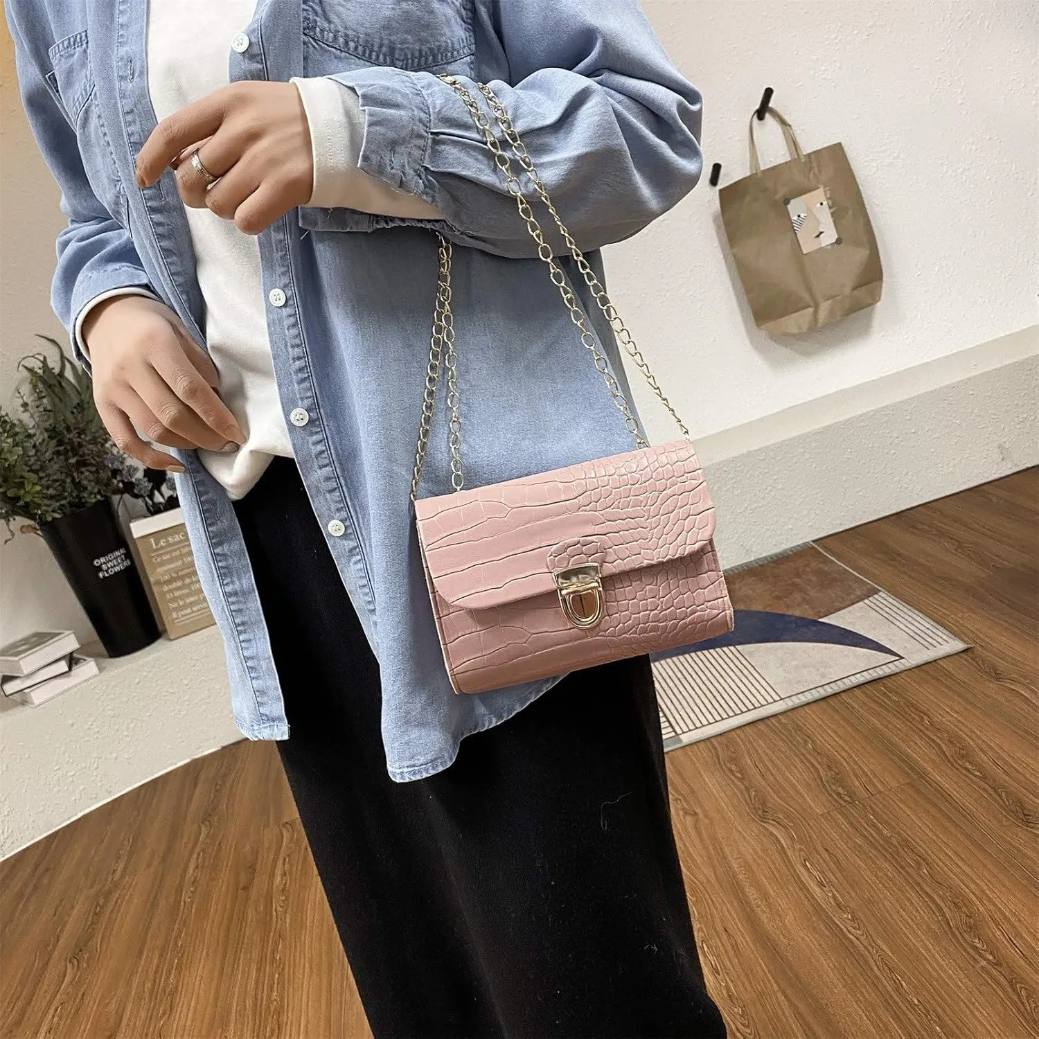 Women's Trendy Purses Vegan Leather Hobo Handbags Casual Nylon Purses Handbags Crossbody Bags Elegant Sling Bag(One Size)