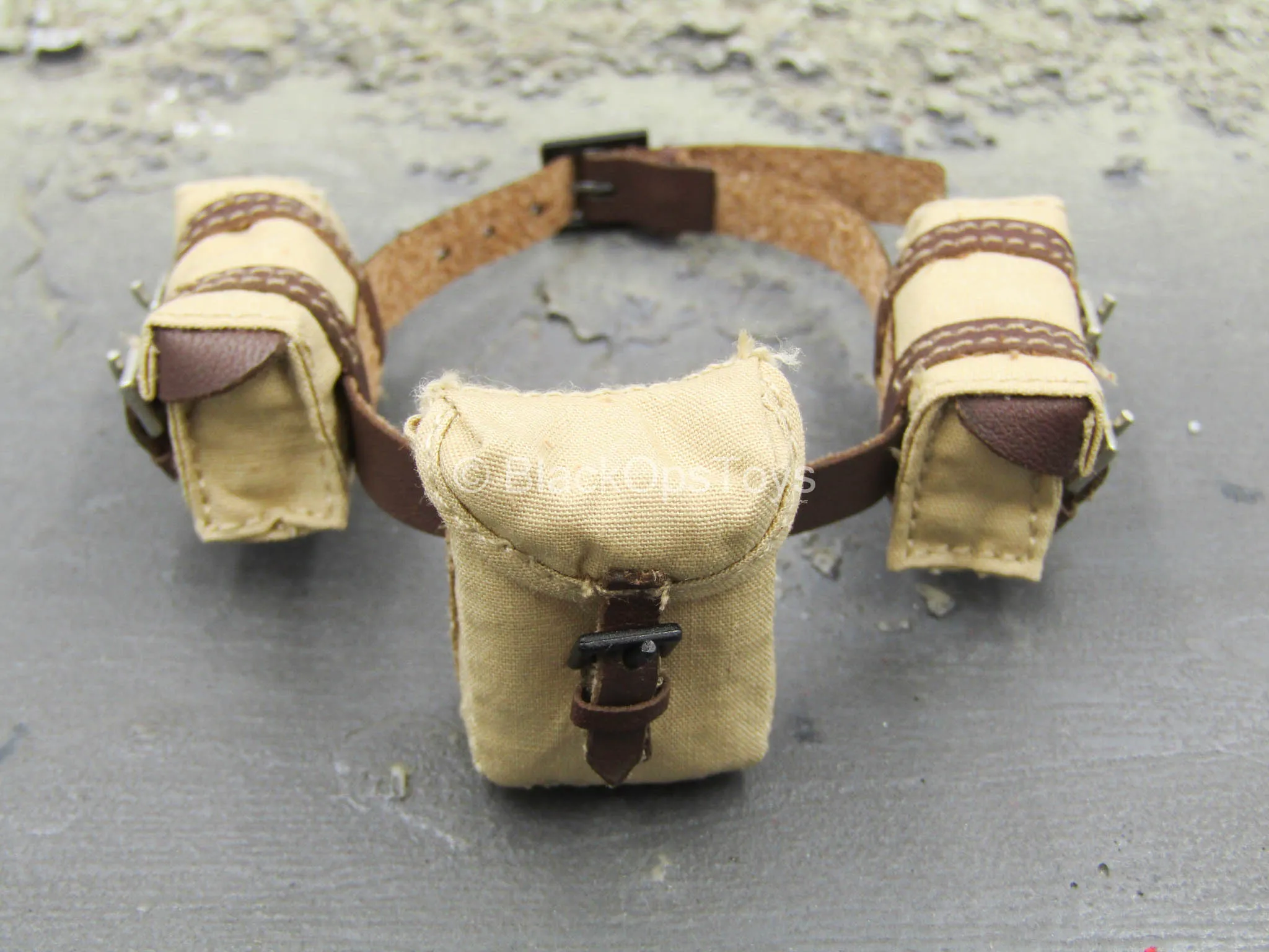 WWII - Battle Of Philippines - Utility Belt Set